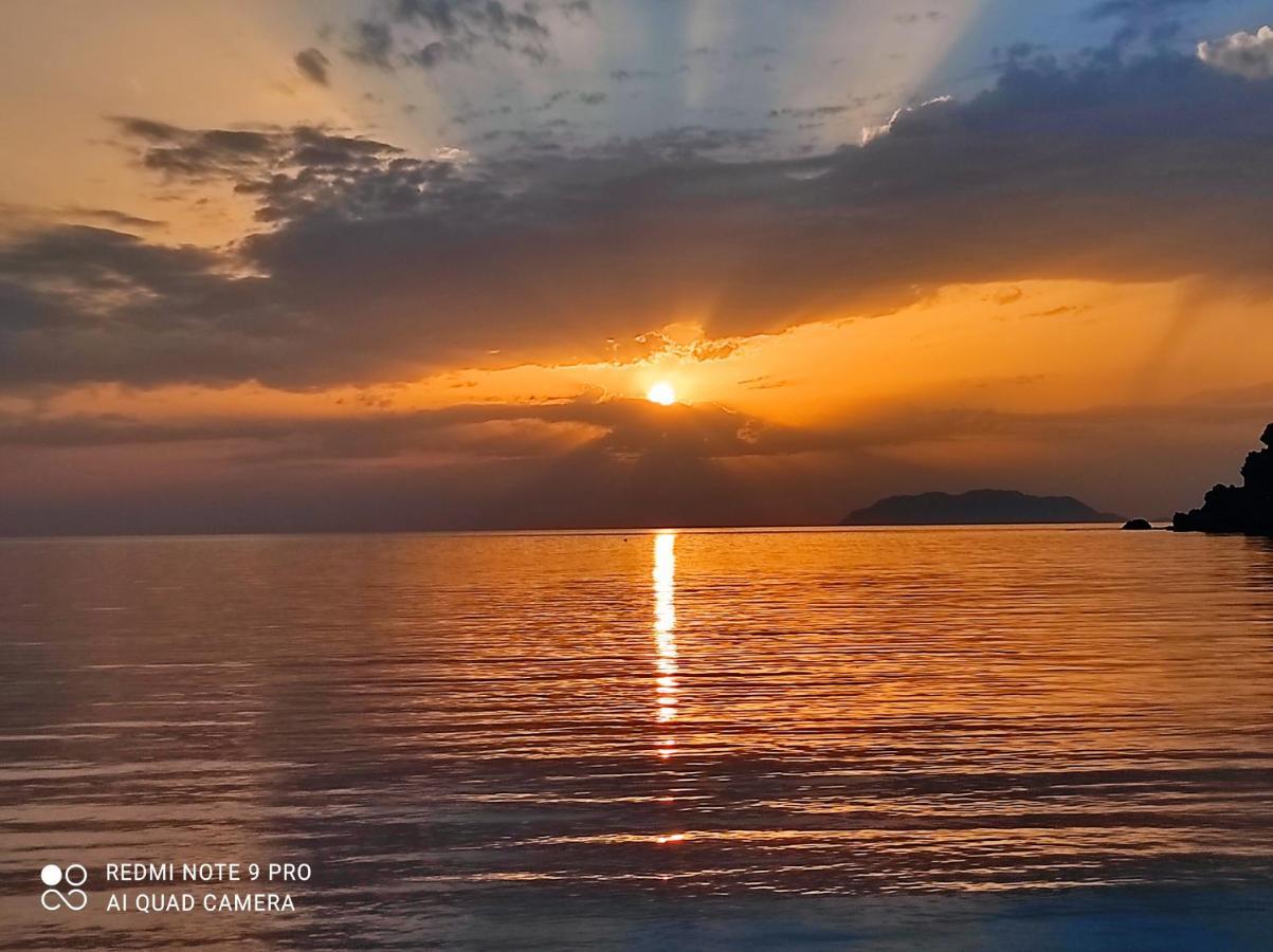 La Casa Del Nonno Bed & Breakfast Milazzo Dış mekan fotoğraf