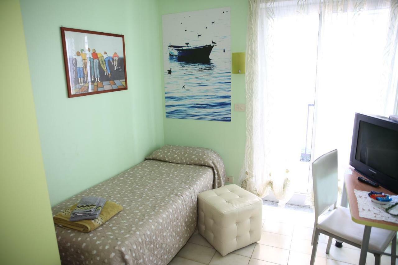 La Casa Del Nonno Bed & Breakfast Milazzo Dış mekan fotoğraf